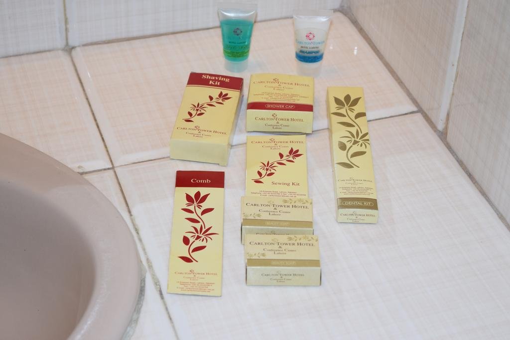 Фото Carlton Tower Hotel Lahore