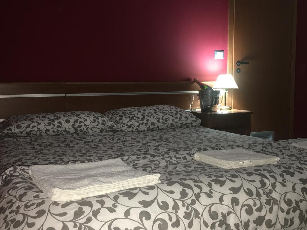 Фото White House Bed and Breakfast