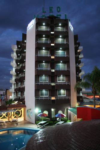 Фото отеля 1