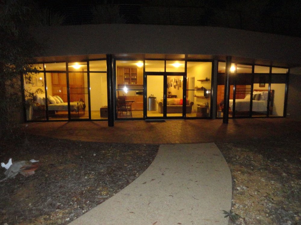 Фото Down to Earth Farm Retreat