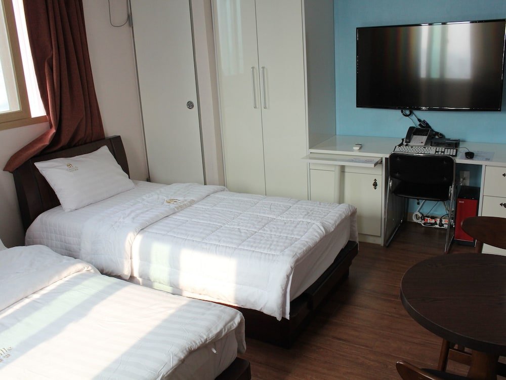 Фото Crystal Residence Hotel