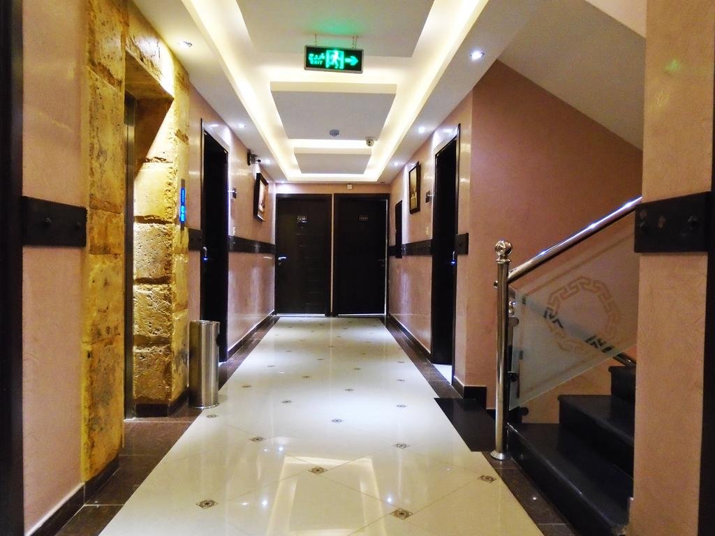 Фото Masaken Al Naifat Furnished Units