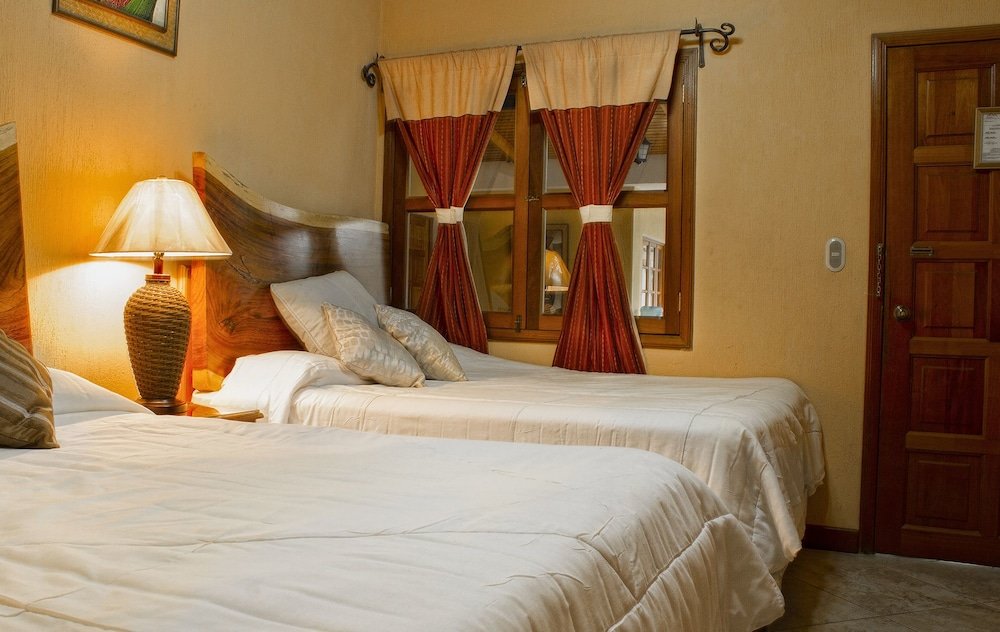 Фото Hotel Dos Mundos