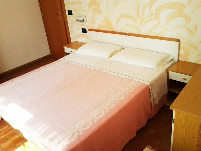 Гостиница Lucciola Hotel Riccione в Риччоне