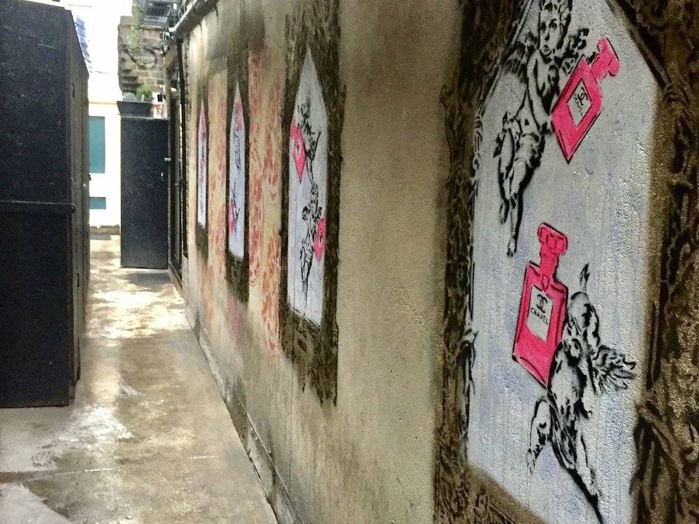 Hotel Soho Stables, London, photo