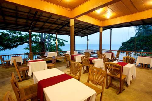 Фото The Cove Phi Phi