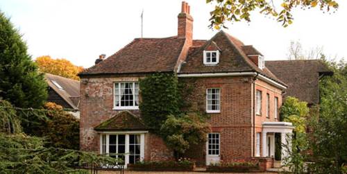 Фото Newbury Manor Hotel