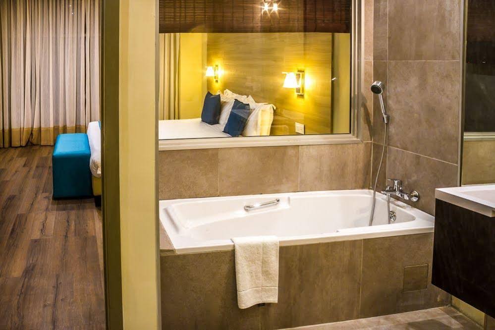 Фото Protea Hotel by Marriott Gaborone Masa Square