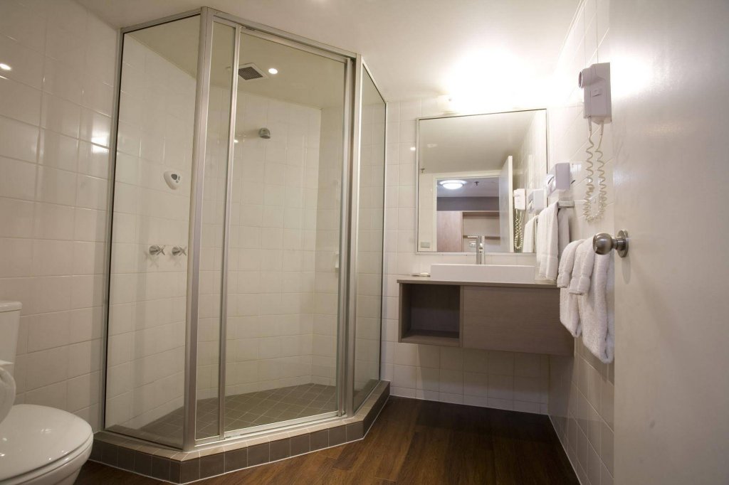 Фото Ibis Melbourne Hotel and Apartments