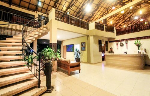 Внешний вид отеля Puri Sari Beach Hotel в Мангаррай-Барате, фото 4