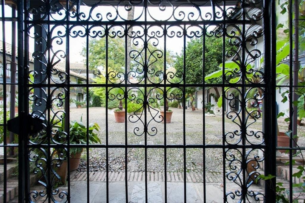 Фото Apartamentos Corral del Conde