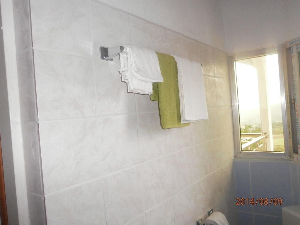 Фото The Lk Hotel at Bonadikombo