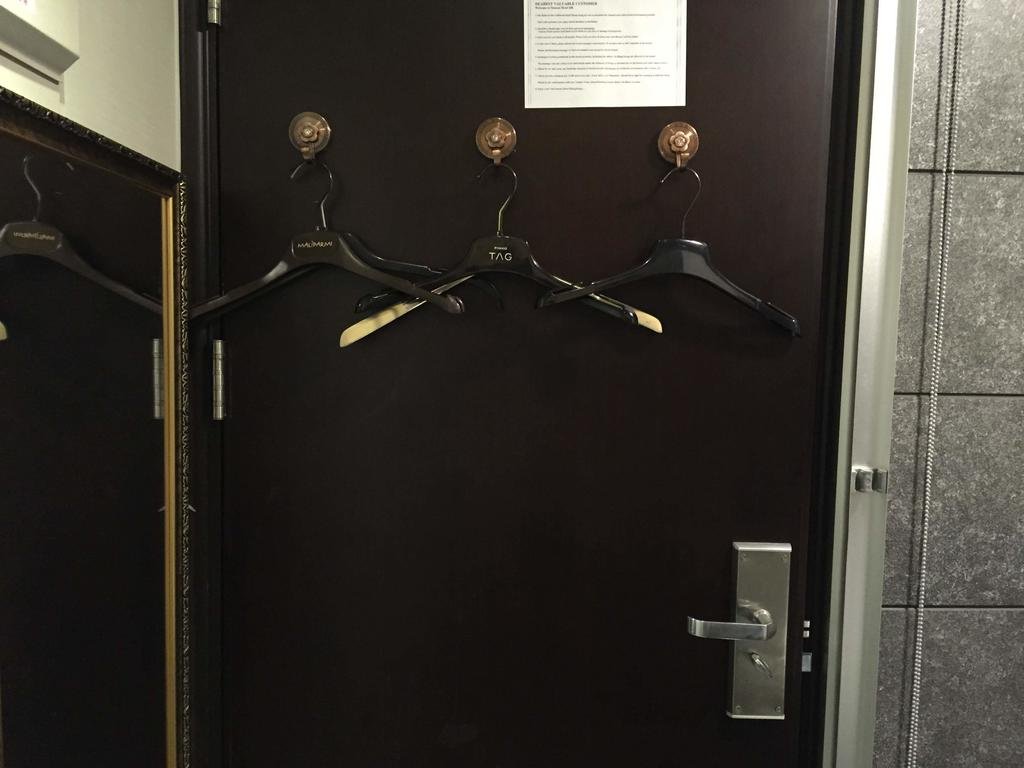 Фото Seasons Hotel - Tsim sha tsui