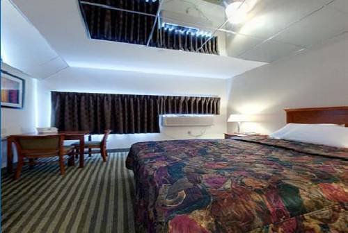 Фото Americas Best Value Inn - Brooklyn/Linden Blvd