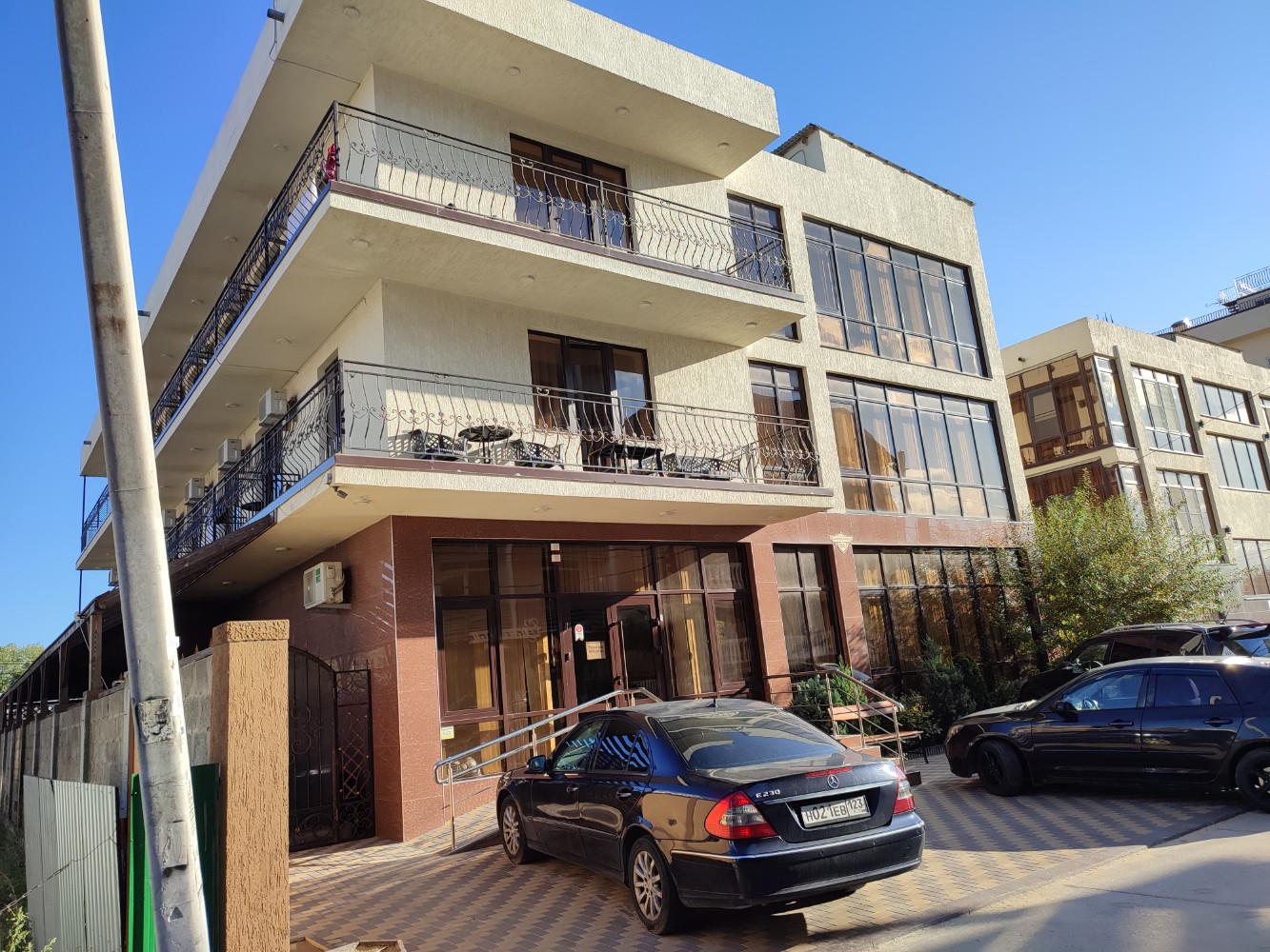 Фото Милана