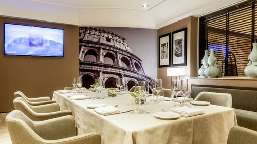 Гостиница Hotel Indigo Rome - St. George в Риме