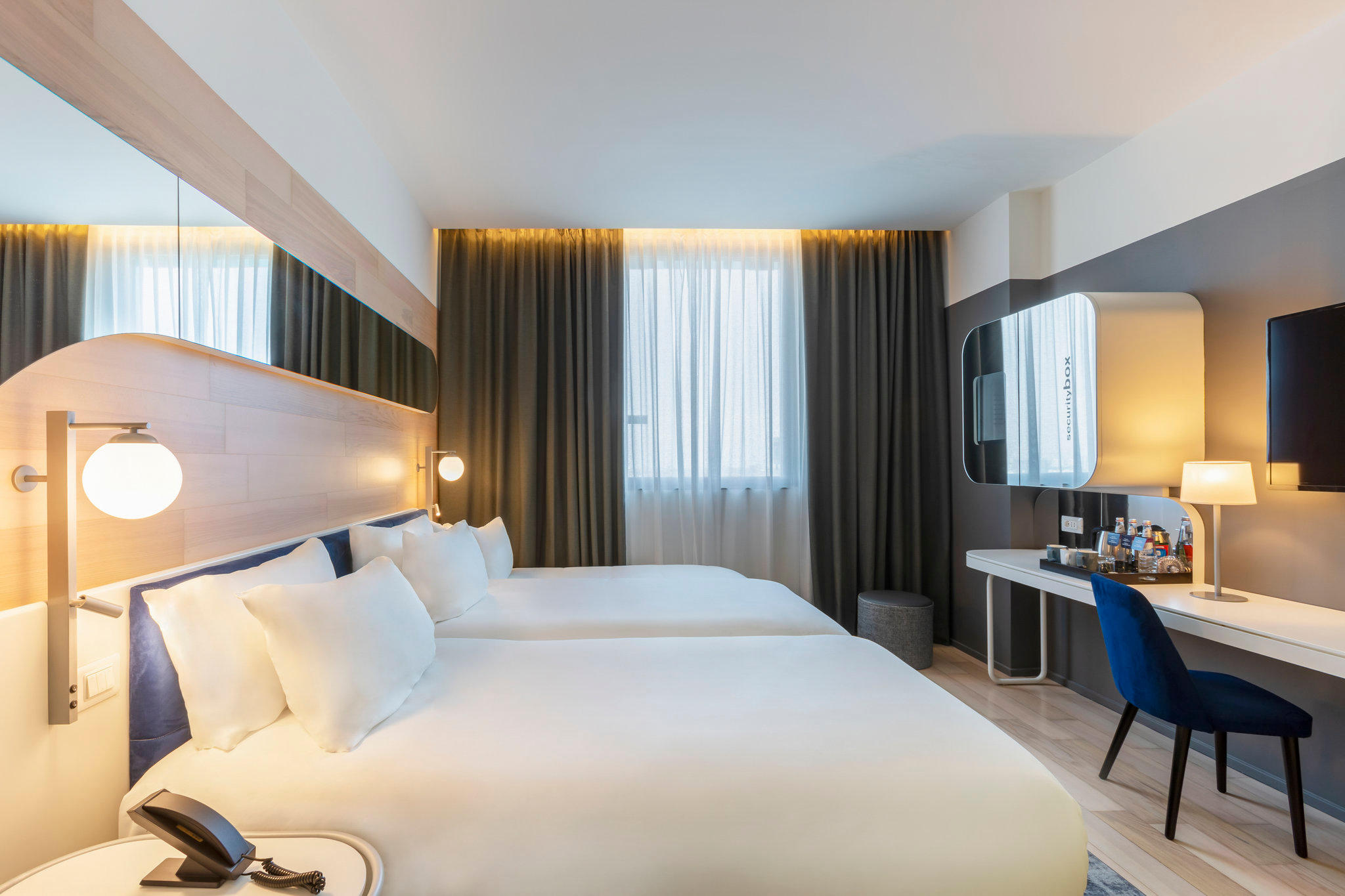 Фото Voco Milan - Fiere, an Ihg Hotel