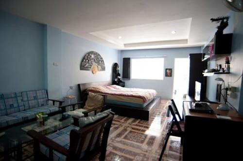 Hotel Giant Guest House, Pattaya, photo