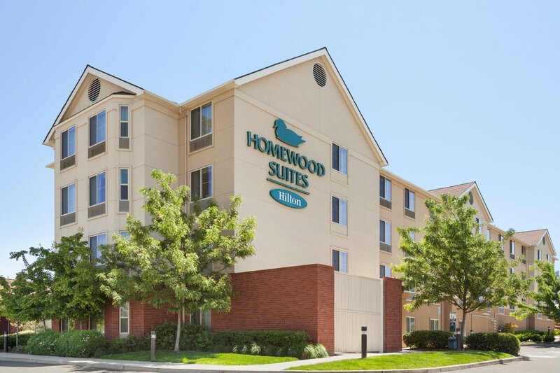 Гостиница Homewood Suites Medford