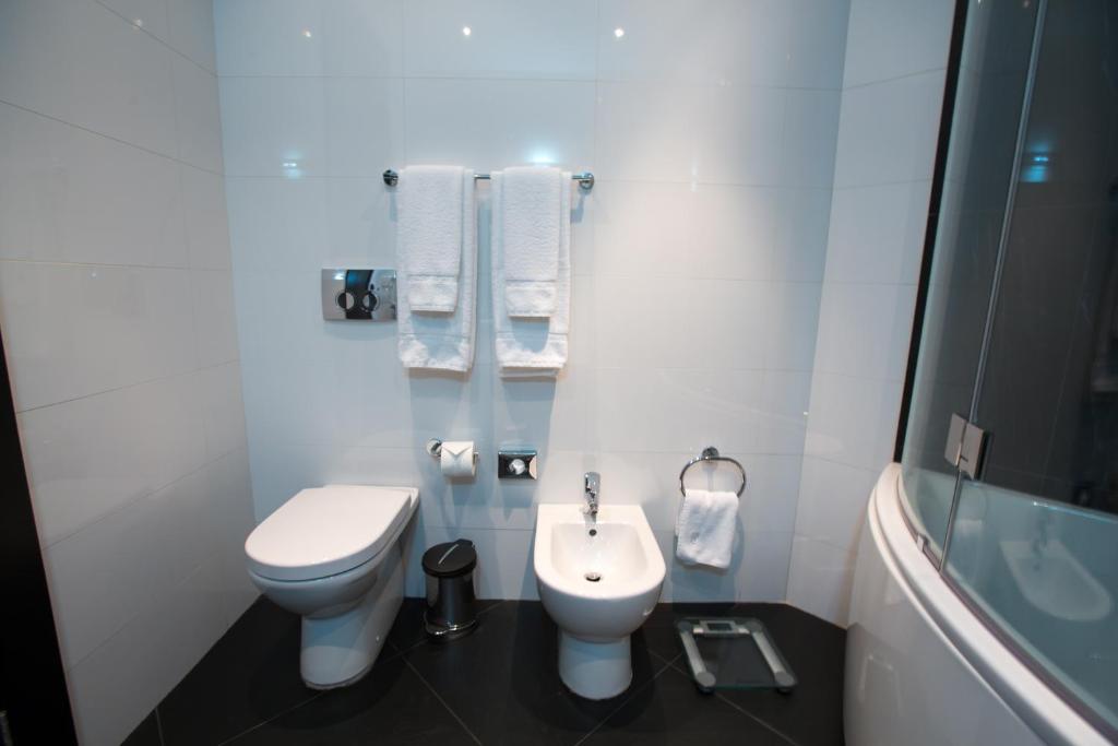 Фото North Avenue by Stellar Hotels