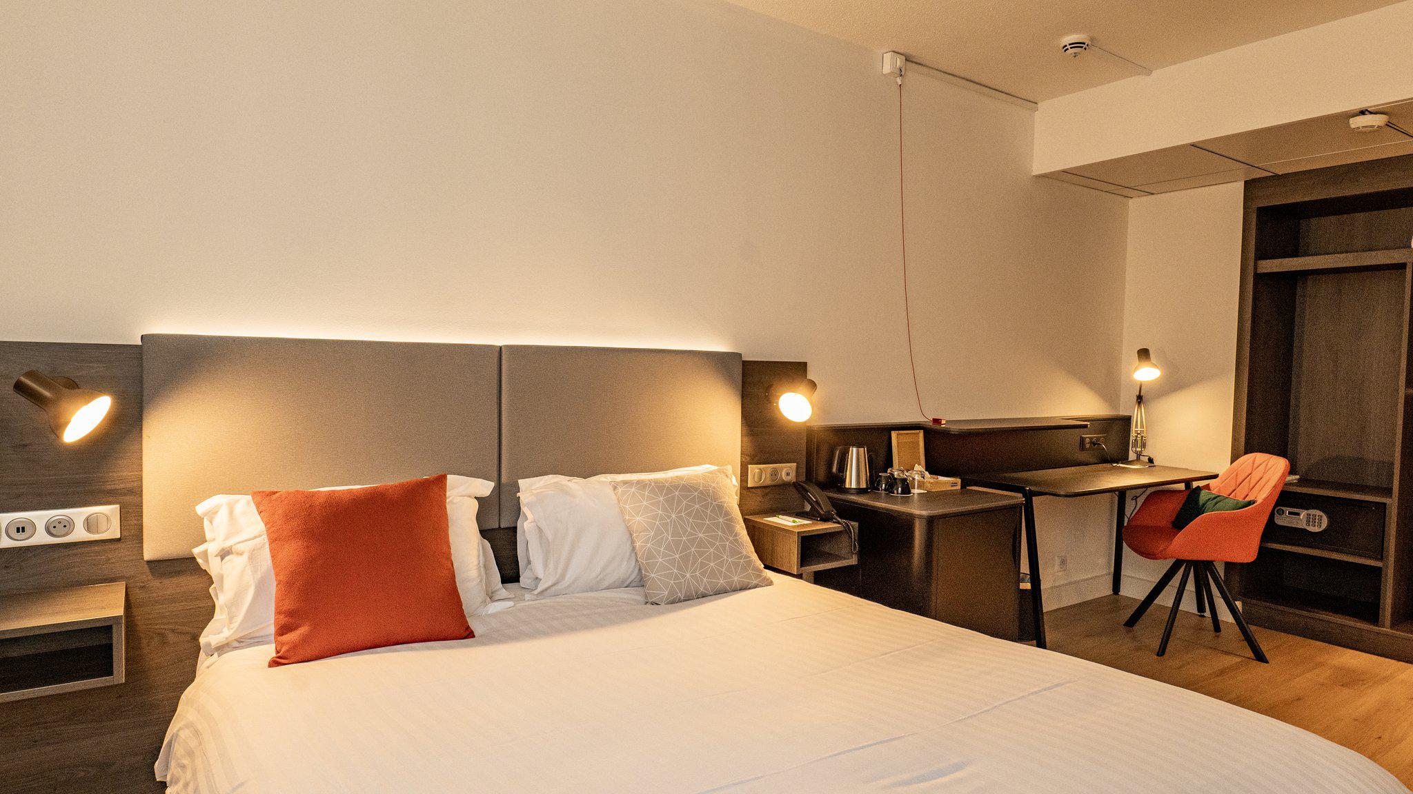 Фото Holiday Inn Toulon City Centre