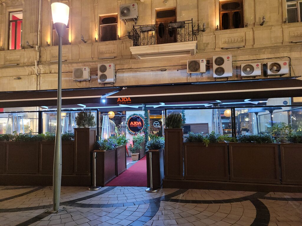 Kafe Ajda, Bakı, foto
