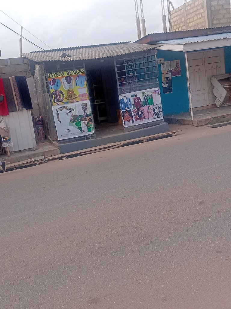 Tailor Heyson designs, Accra, photo