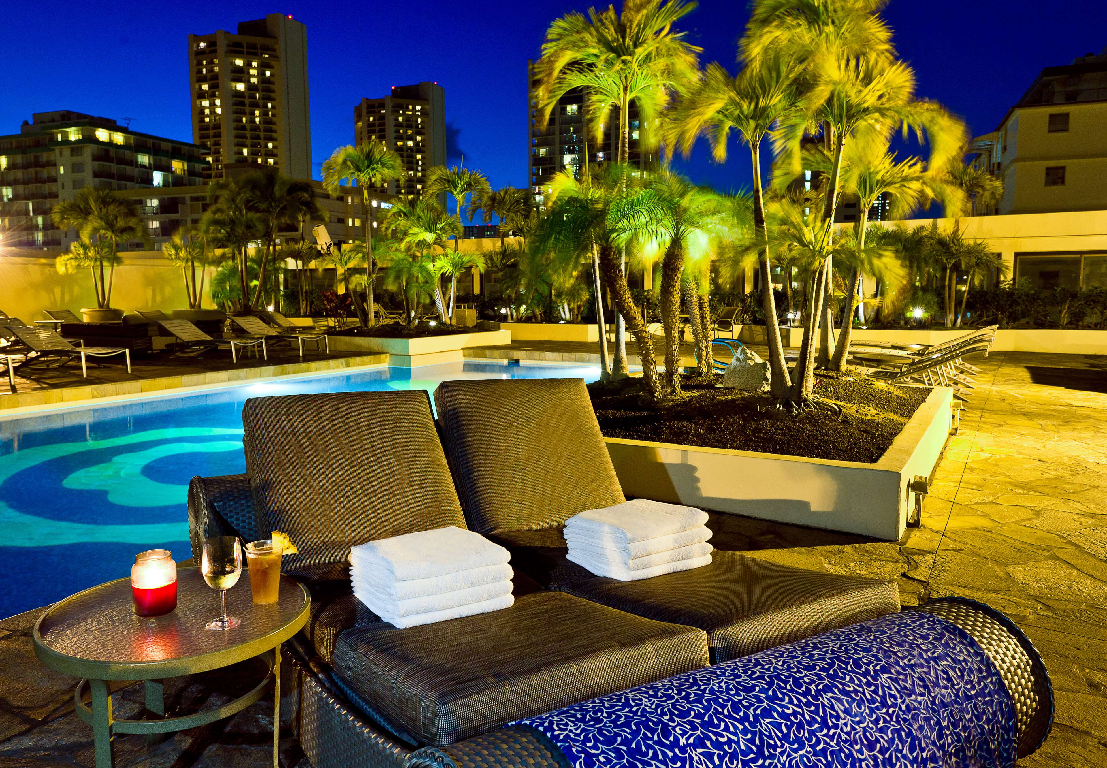 Фото Hilton Waikiki Beach Resort & SPA