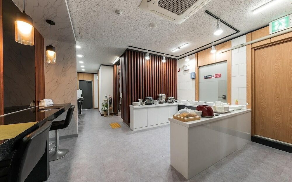 Фото Olleh business Hotel