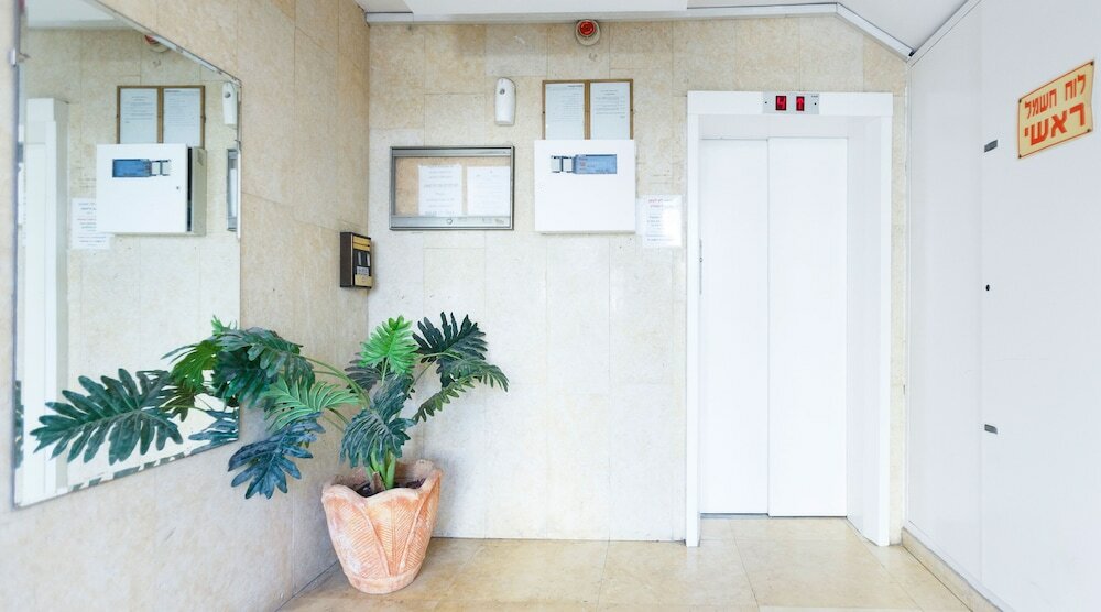 Фото AirTLV - Arlozorov Apartment's