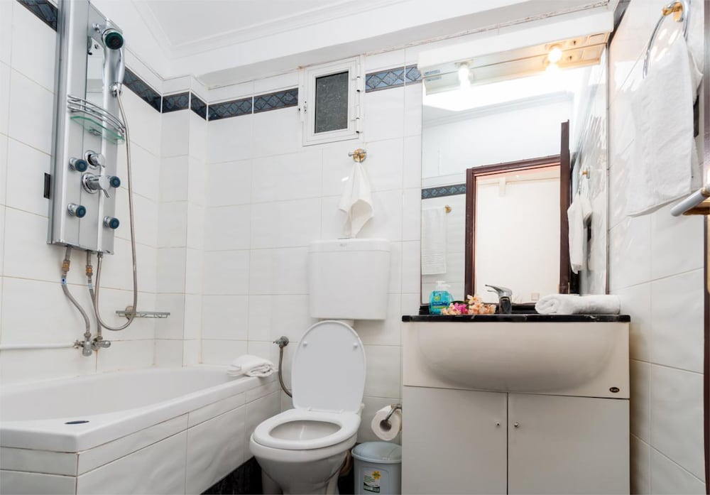 Фото Home Away Junior Suite