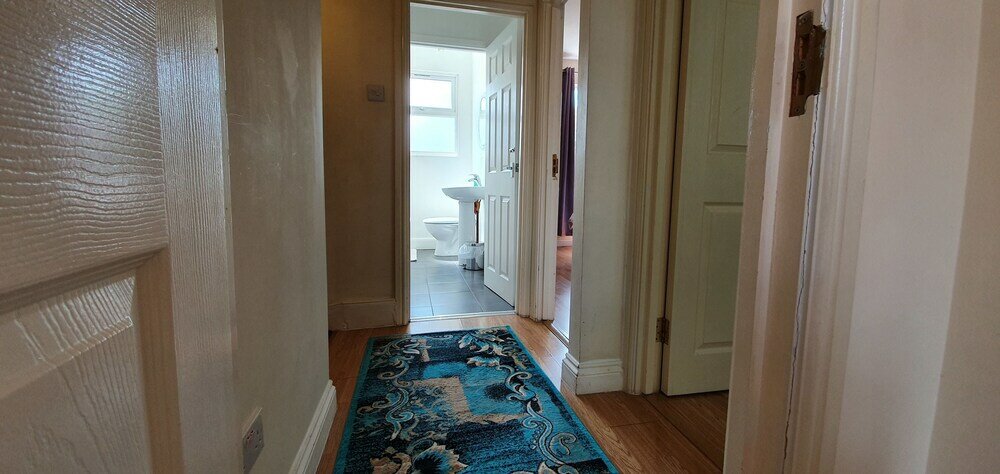 Фото Joseph House