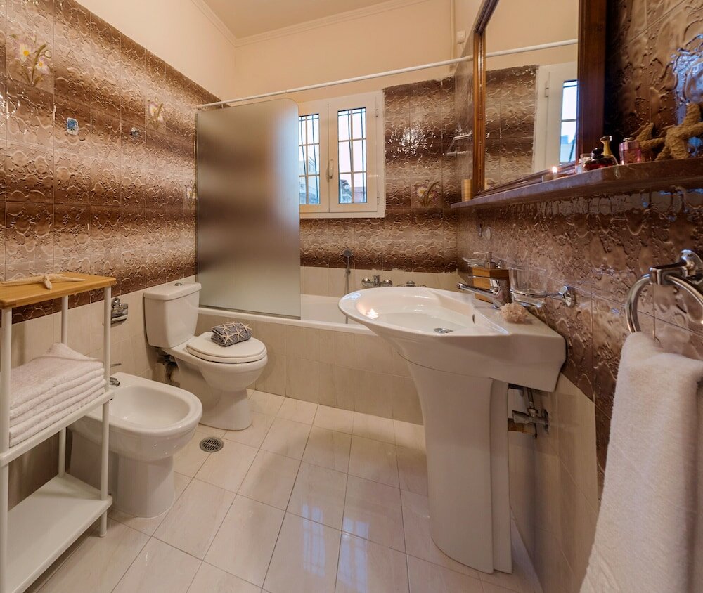 Фото Metropolis Apartment