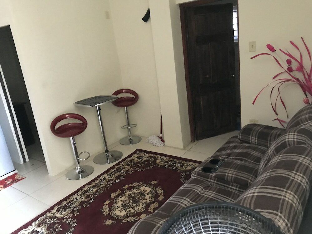 Фото Kardel Vacation Apartments