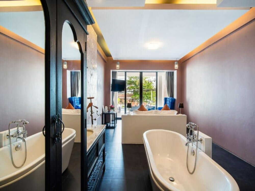 Фото Sky Lantern Hotel