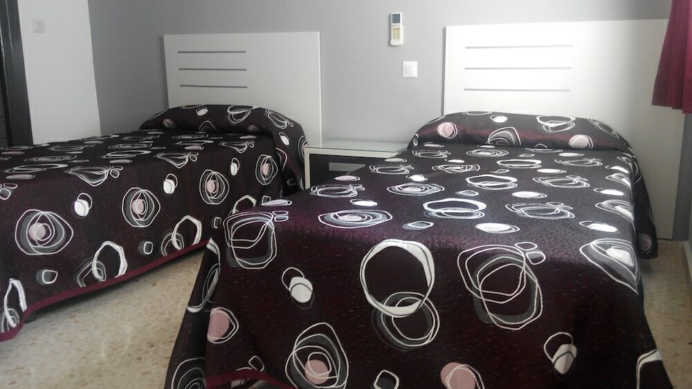 Фото Hostal Ocaña Manilva