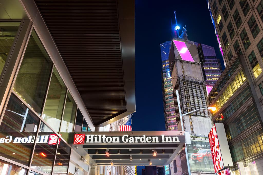 Фото Hilton Garden Inn New York-Times Square Central