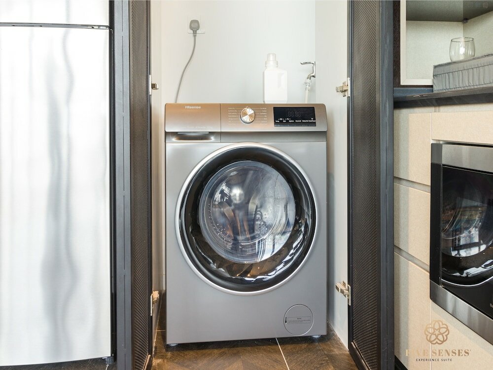 Фото Scarletz Suites by Five senses