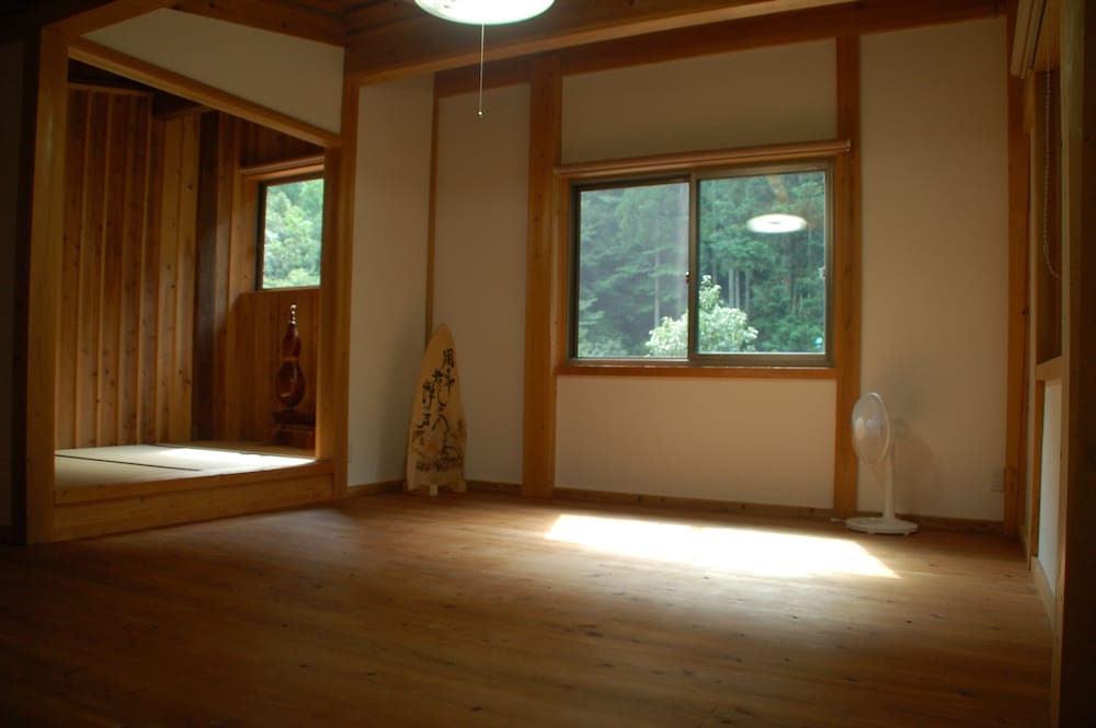 Фото Guesthouse Mori No Eki