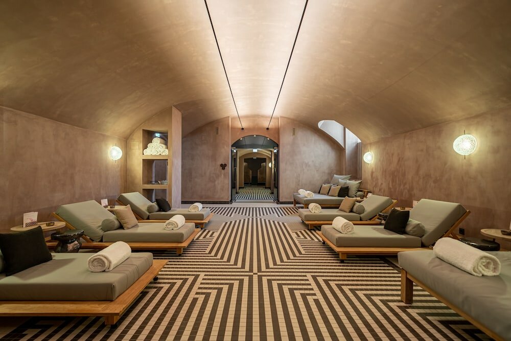 Фото Botaniq Castle of Tura