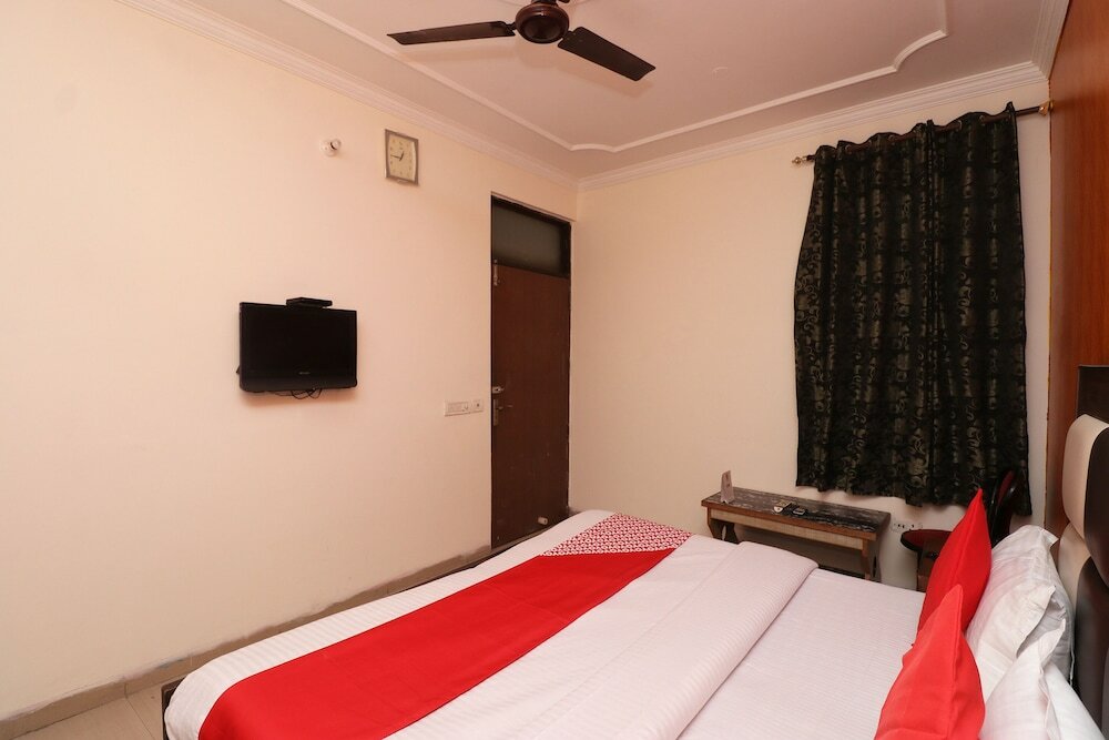 Фото Oyo 35663 Mayank Palace