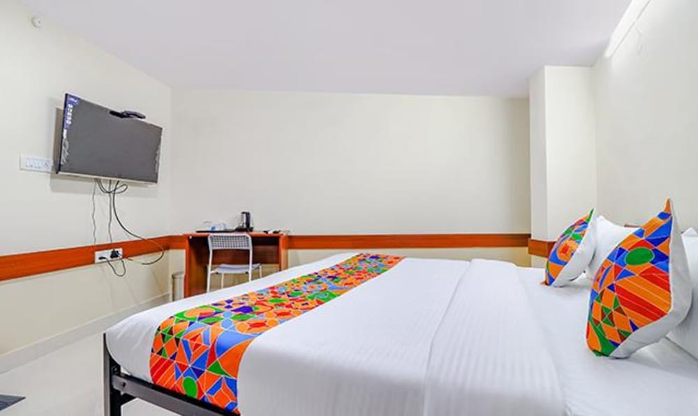 Фото Fabhotel Prestine Tree