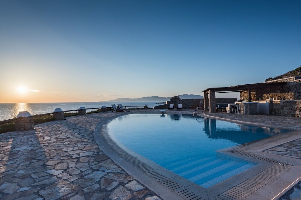 Фото Mykopetra Villas