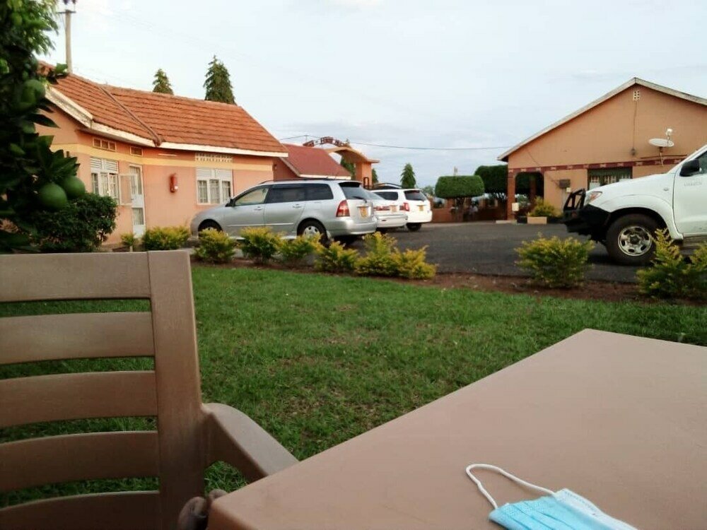 Фото The Pearl Hotel Kumi