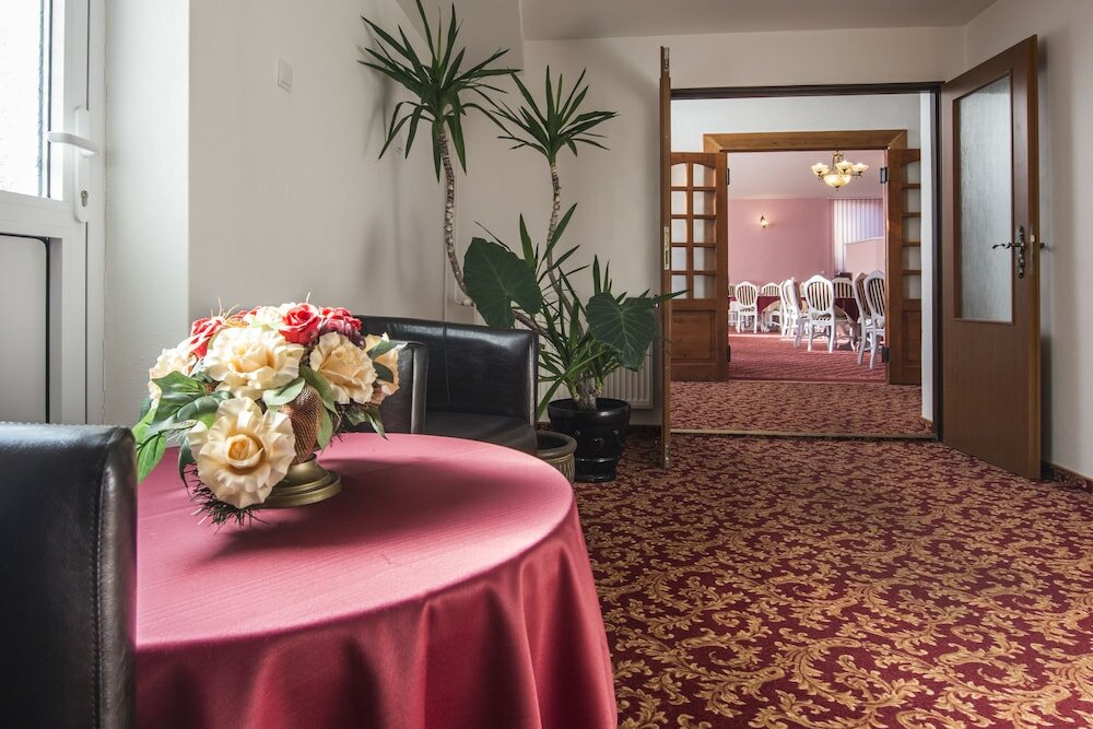 Фото Hotel Svätojánsky kaštieľ