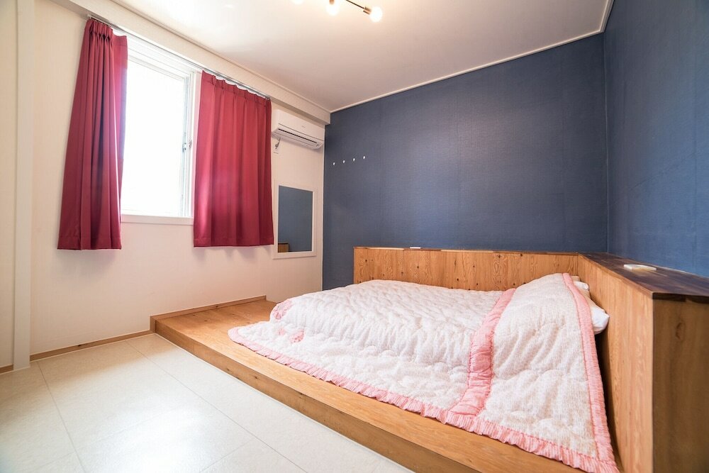 Фото Yeosu Party Motel and Guest House