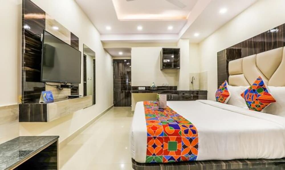 Фото Fabhotel Crown Heights