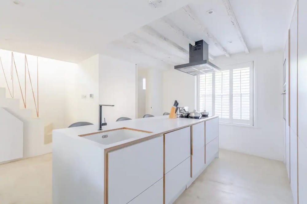 Фото Luxury 2 Bedroom Garden Flat - Hackney
