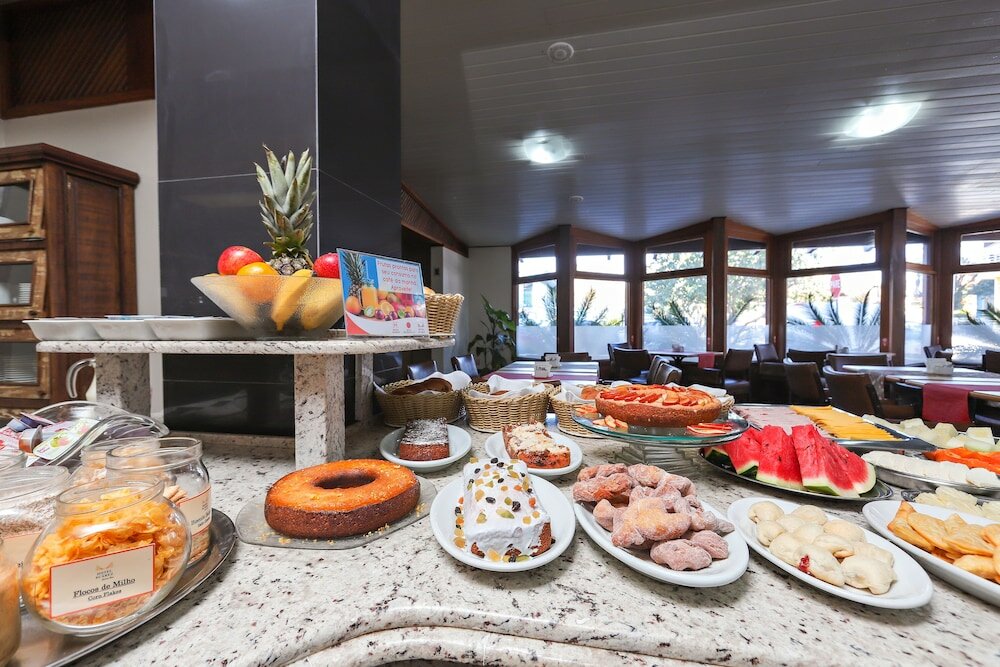 Фото Hotel Suárez Campo Bom