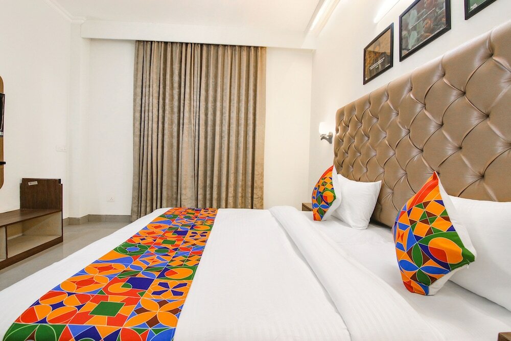 Фото Fabhotel Rivlet Inn